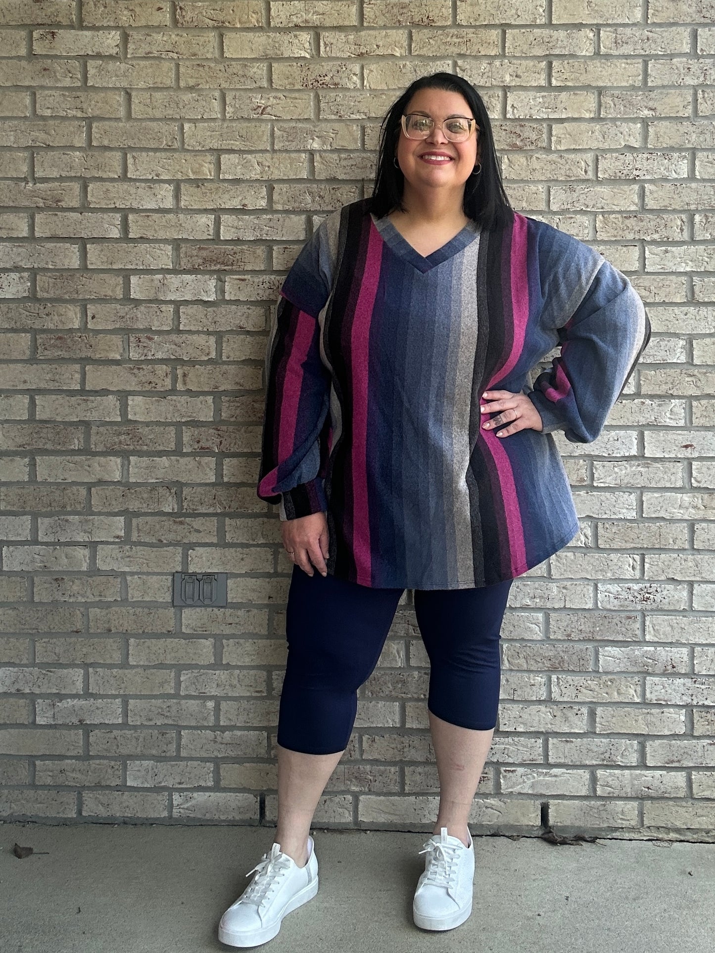 Allison navy capri leggings