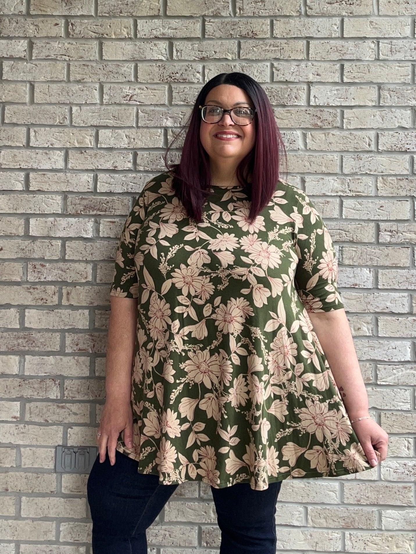 Madelynn olive green floral swing top 2