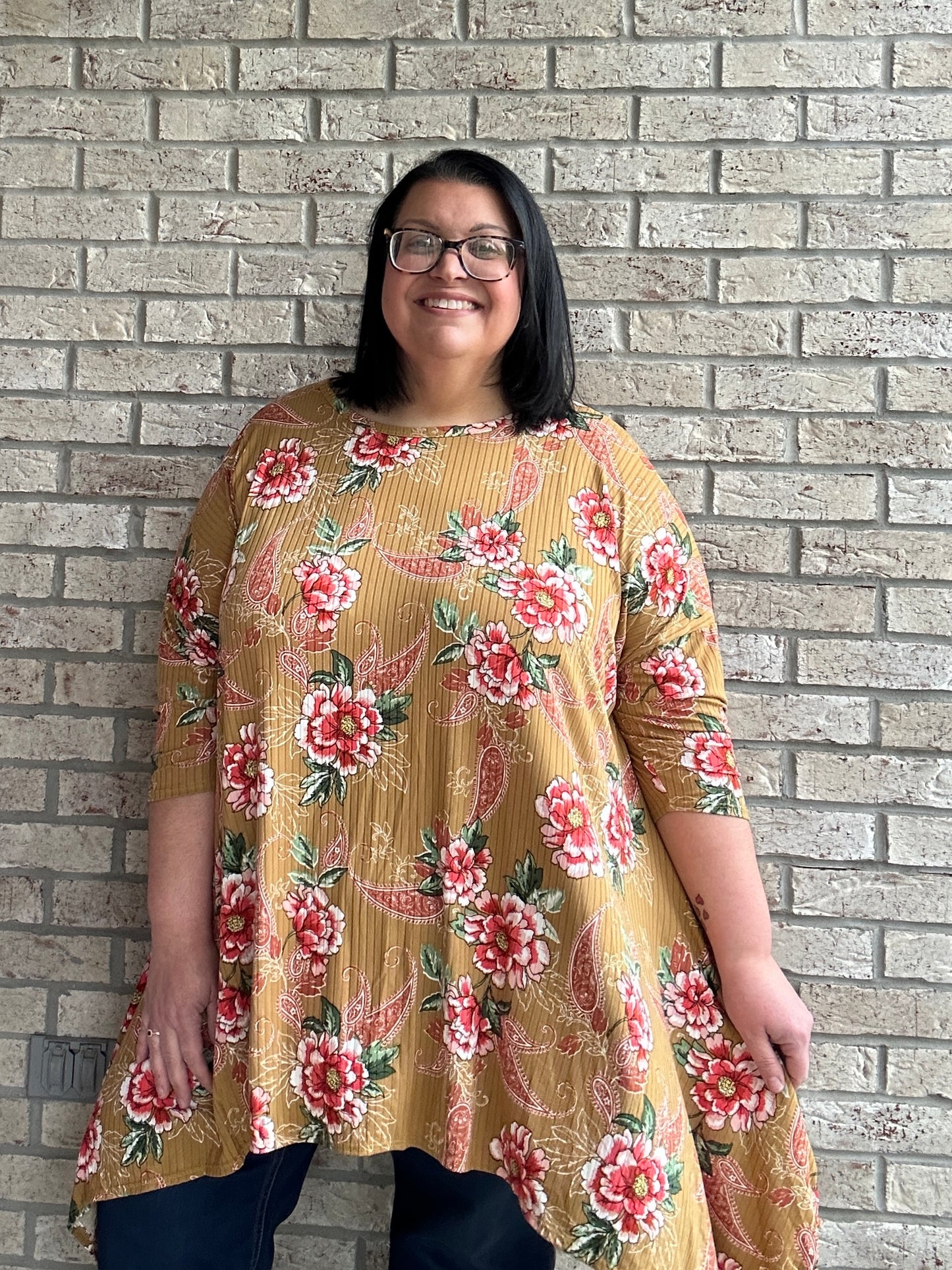 Mary mustard floral shark bite hem top
