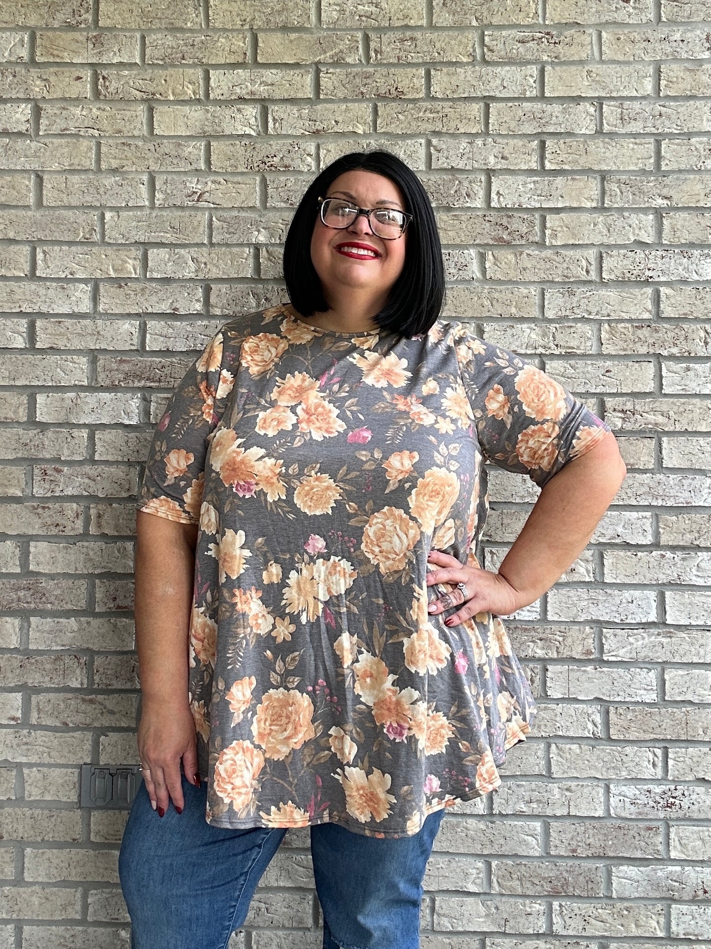 Madelynn gray floral swing top 9