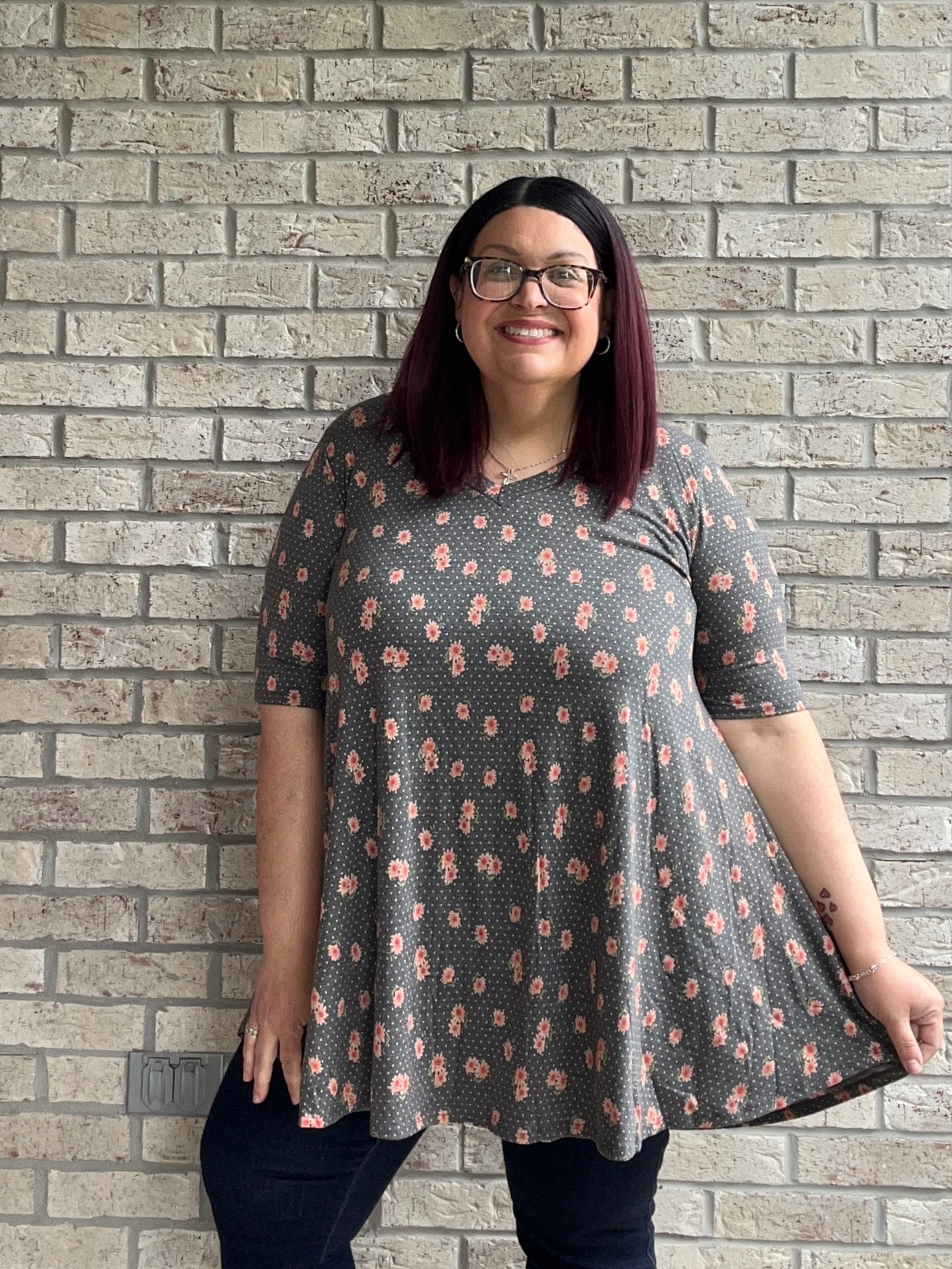 Claudia gray floral swing top 2
